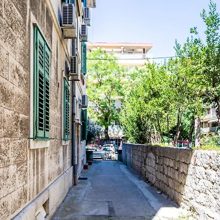 Traditional Bacvice, 3 Min Walk To The Split